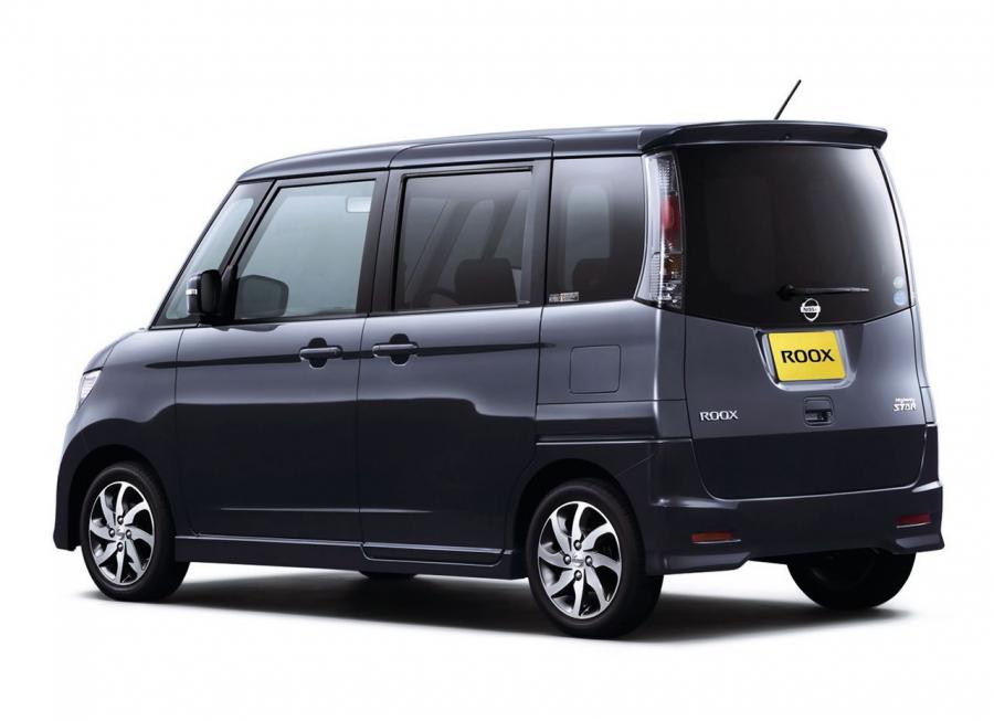  Nissan Roox 2009 года  (фото 4 из 6)